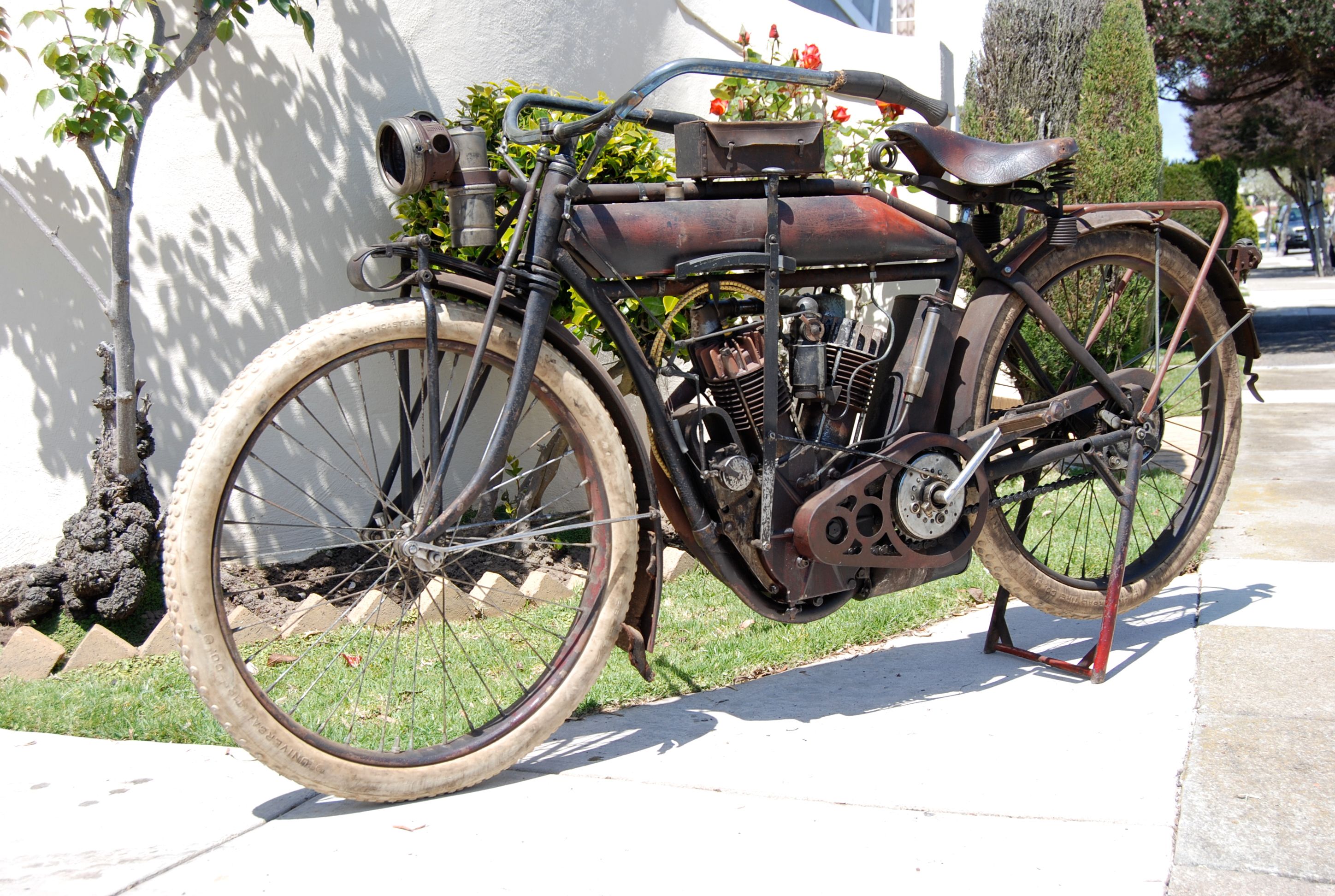 Bonhams Cars : 1911 Indian 7hp Big Twin Frame no. 71C884 Engine no