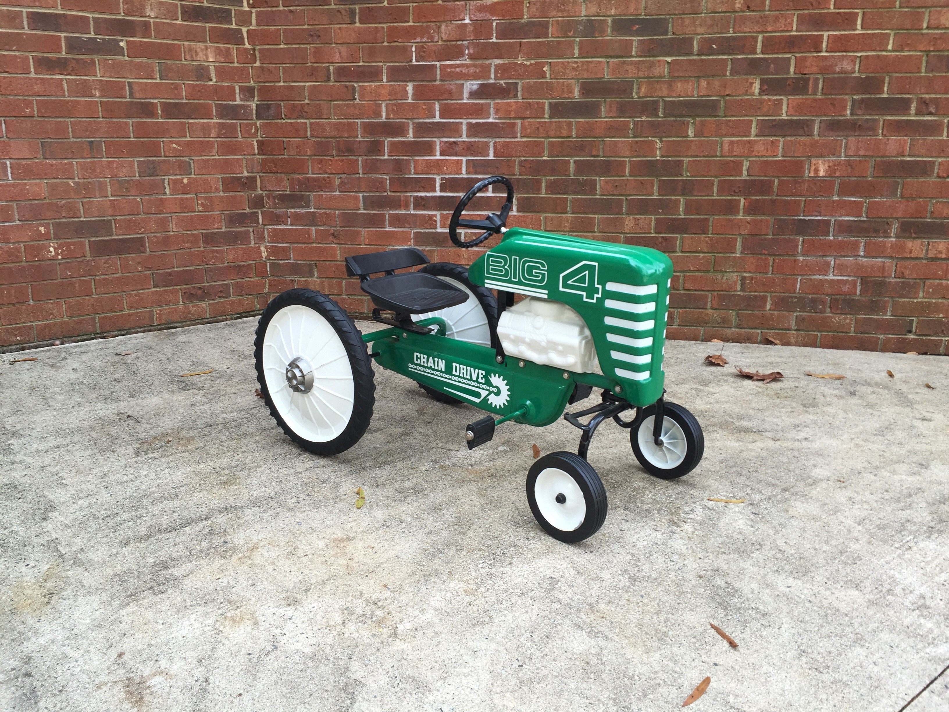 Bonhams Cars 1960's Murray Tractor Pedal car