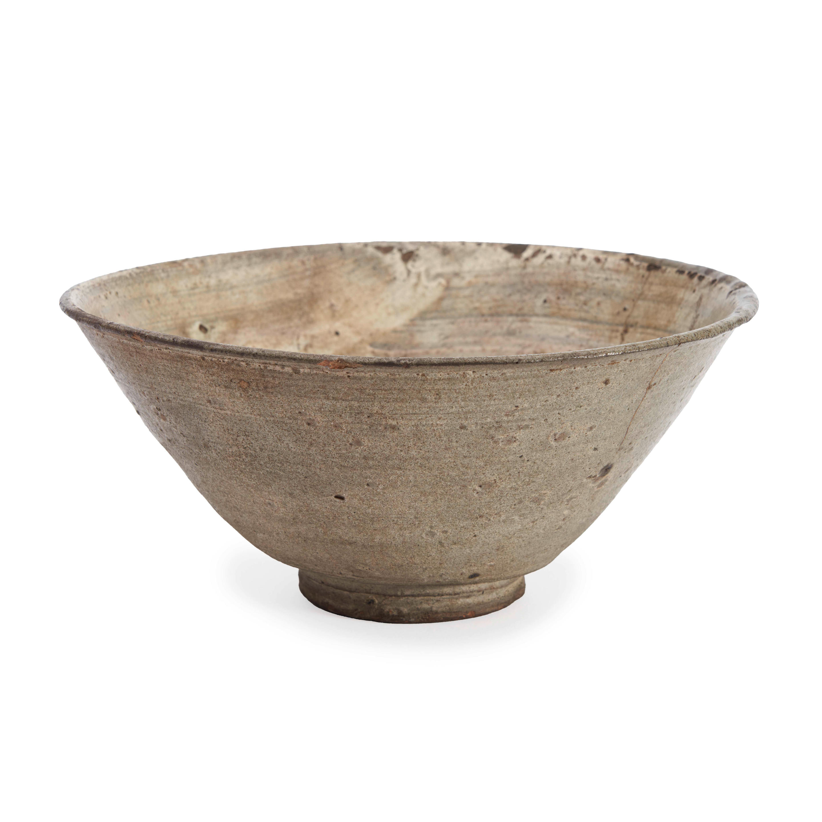 Bonhams Skinner : A GUIYAL-TYPE BUNCHEONG BOWL