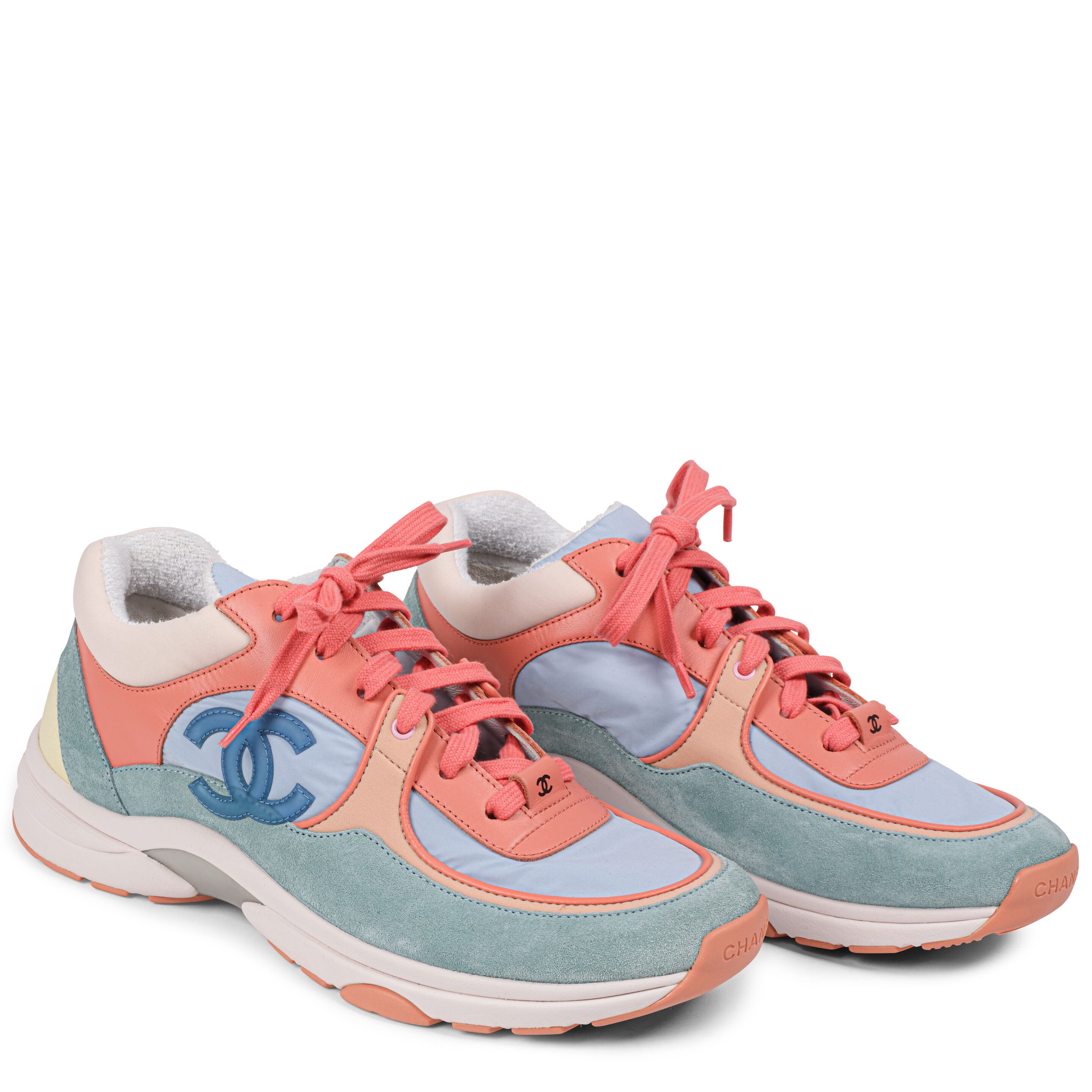 Bonhams : CHANEL: PINK AND BLUE CC SNEAKERS display picture 2
