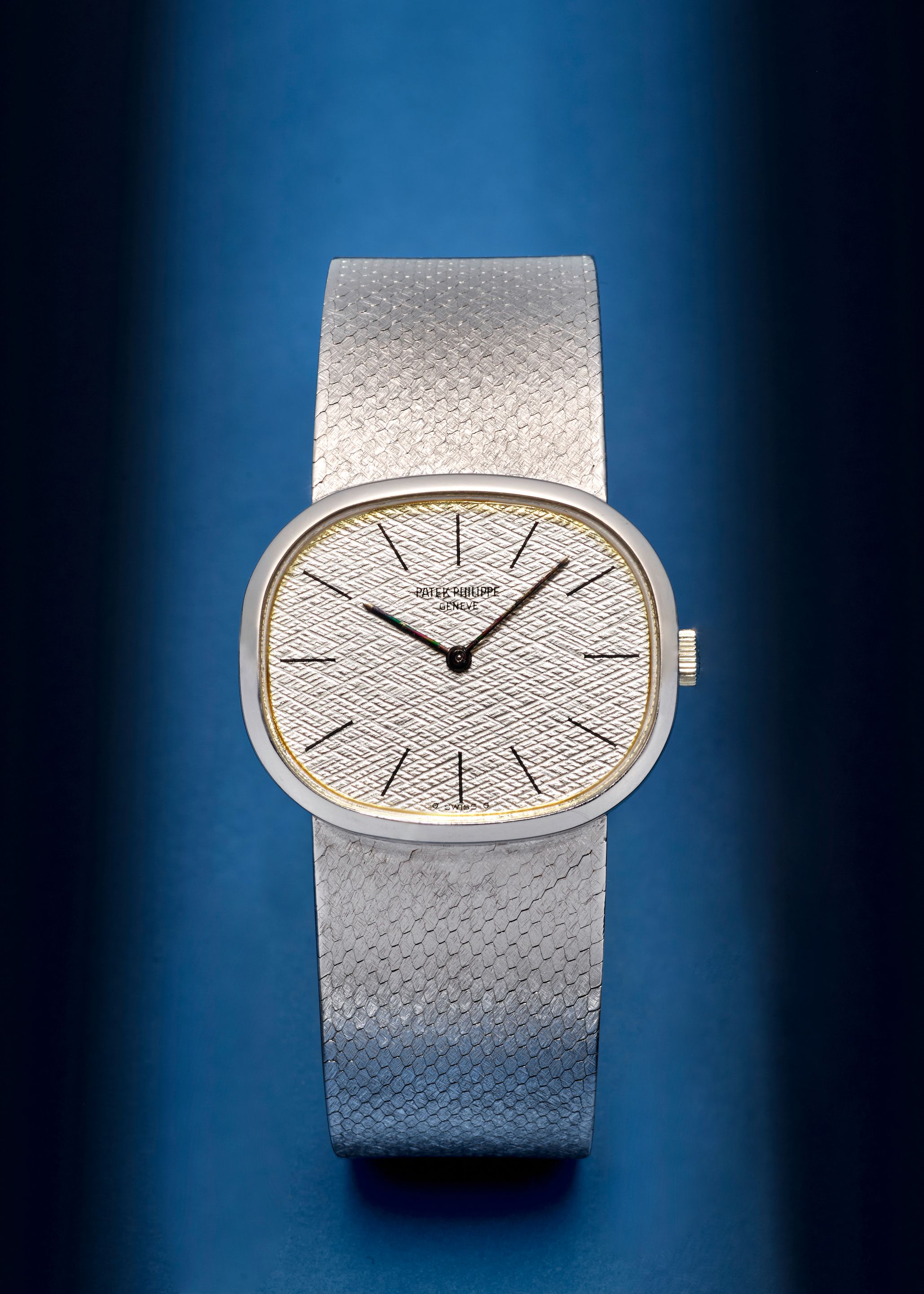 Bonhams PATEK AN 18K WHITE GOLD MANUAL WIND BRACELET